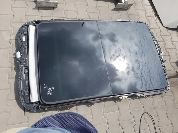 Skoda Panoramakatto OEM 5E9959591 Octavia III:lle image 2