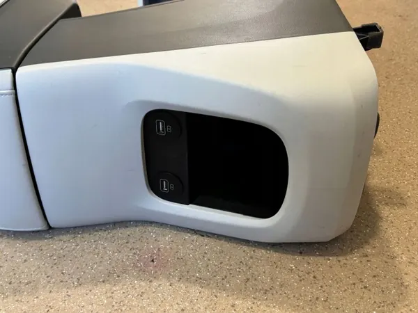 Hyundai Ioniq 5 console armsteun OEM LPV17674 image 9