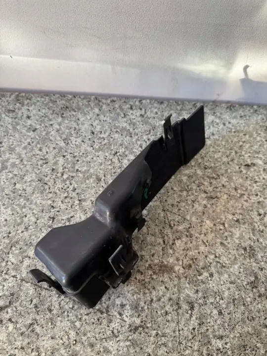 OEM 31383696 Prise d'Air Droite Volvo V60 S60 2013-2018 image 4