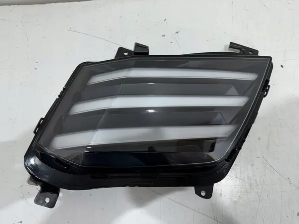 PEUGEOT 208 II LIFT 23-> FAROL HALÓGENO DIREITO LED DRL image 2