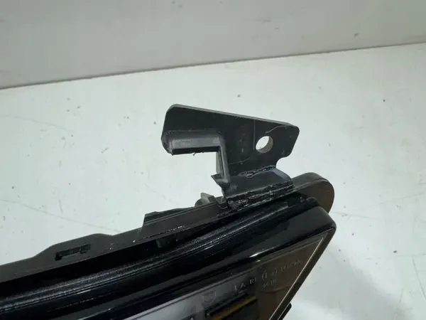 PEUGEOT 208 II LIFT 23-> FAROL HALÓGENO DIREITO LED DRL image 6