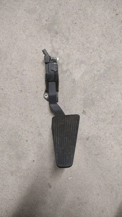 Dodge Ram 1500 IV Gen Gaspedal OEM 68043161AC image 2