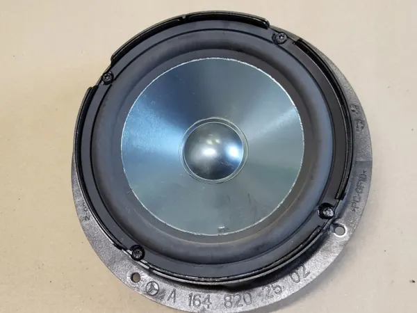 Altavoz puerta delantera OEM A1648202502 Mercedes image 4