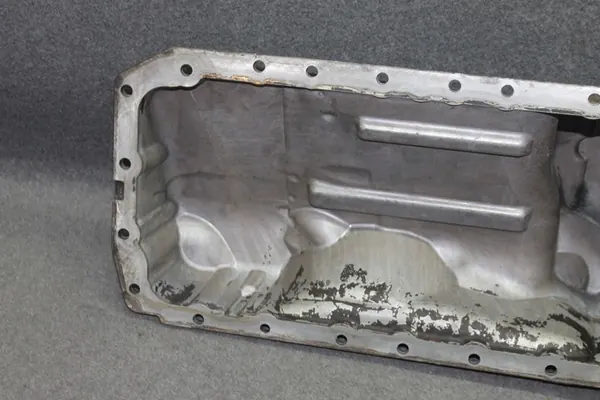 BMW E90 E91 E92 E93 E60 E61 Oljetank 7552414 image 6