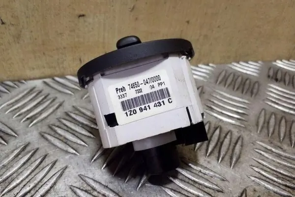 Lichtschalter SKODA OCTAVIA II 1Z0941431C image 4