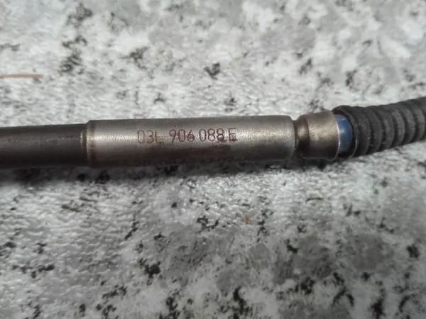 Sensor de Temperatura Audi Volkswagen Seat Skoda 03L906088E image 2