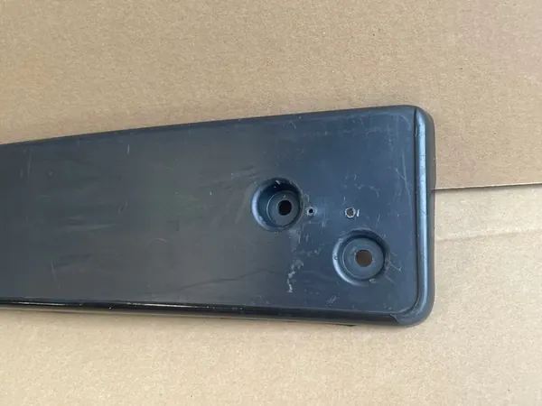 VW GOLF VI GTI Rekisterikilven Kehys image 2