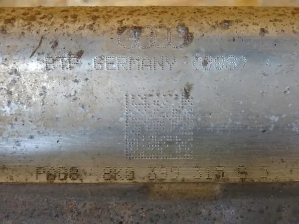 AUDI A4 B8 A5 8T Châssis Avant 8K0399315G image 10