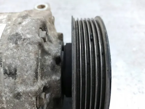 Compressore aria condizionata Skoda Octavia II 1.6 image 2