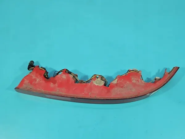 Lanterna de neblina traseira direita Audi Q7 I 4L 4L0945096A image 6