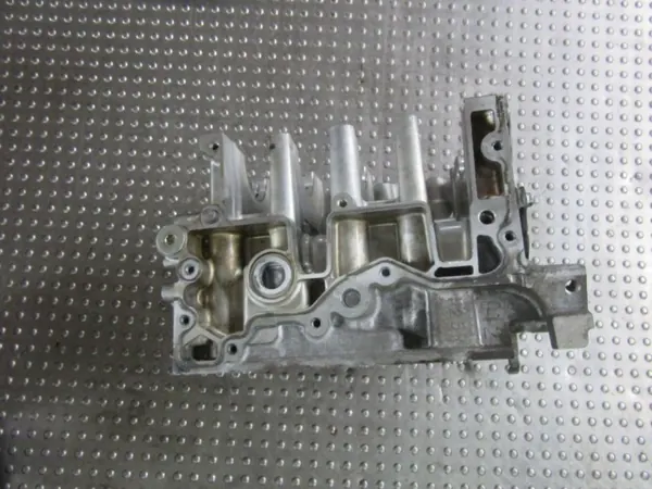 Subaru Outback V 2.5i Moottorilohko - Käytetty OEM image 3