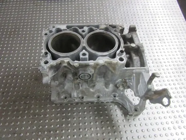 Subaru Outback V 2.5i Moottorilohko - Käytetty OEM image 5