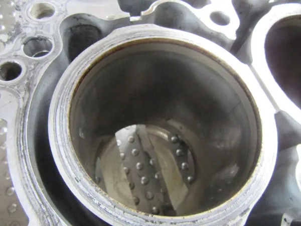 Subaru Outback V 2.5i Moottorilohko - Käytetty OEM image 6