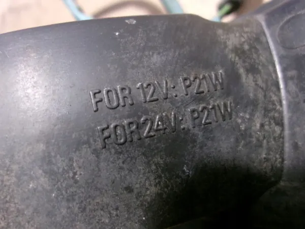 Rechter Blinker OEM KIERUNKOWSKAZ PRAWY Mitsubishi image 4