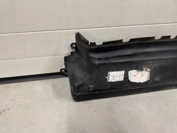 Cache radiateur inférieur Jaguar XJ X351 OEM AW938A095AOD1 image 4