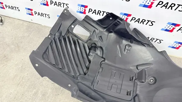 BMW F32 F33 F36 Voor rechter spatbord OEM BB1 7260730 image 4