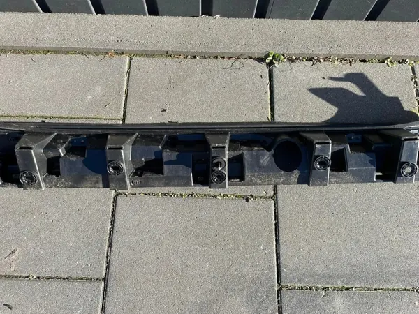 Achterklep spoiler glijder L8B2-442A01-PIA image 4