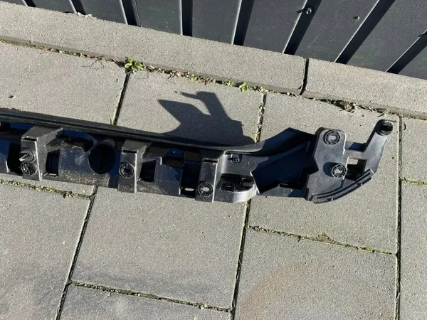 Achterklep spoiler glijder L8B2-442A01-PIA image 7