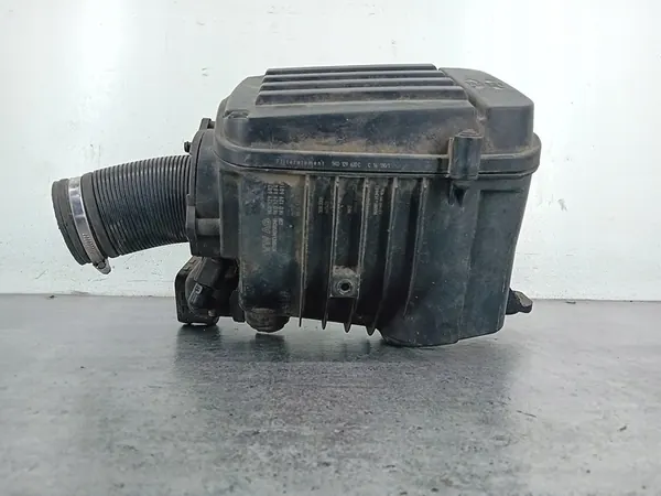 Ilmansuodattimen kotelo VW Passat B6 2.0 image 3