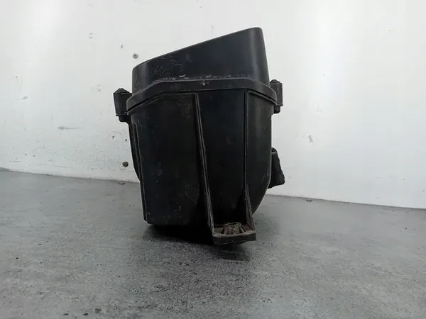 Ilmansuodattimen kotelo VW Passat B6 2.0 image 4