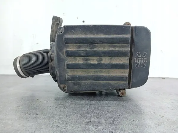 Ilmansuodattimen kotelo VW Passat B6 2.0 image 5