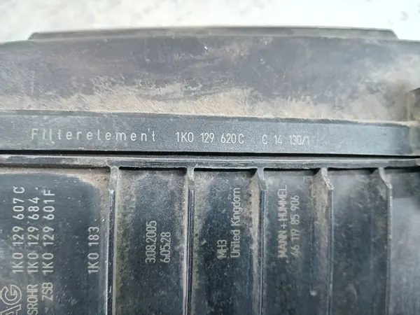 Ilmansuodattimen kotelo VW Passat B6 2.0 image 8