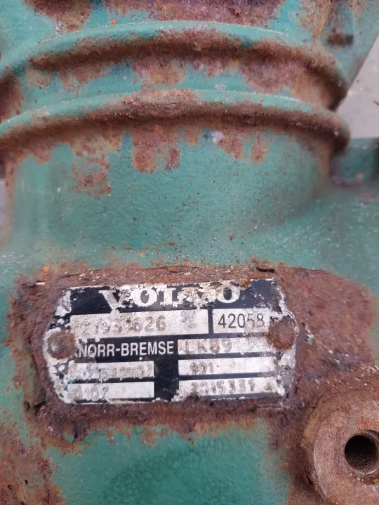 Compressor de ar OEM 21931626 para Volvo FL Renault Gama image 4