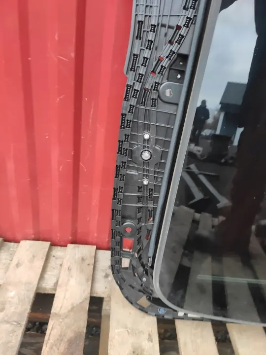 Panoramaglasdach OEM XTRAIL T32 1.6D - Gebraucht image 9