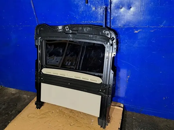 Toit Ouvrant Volvo S60 OEM 31299225 - État Utilisé image 7