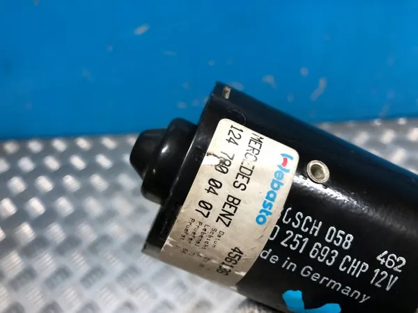 Mercedes W124 Schiebedachmotor OEM 1247800407 image 4