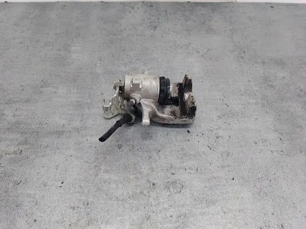 Vasen takajarrusatula VW Jetta V 1.6 FSI CZH1266 image 5