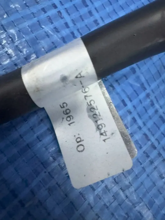 Brandstofdampsensor OEM 149305385R Renault Austral image 5