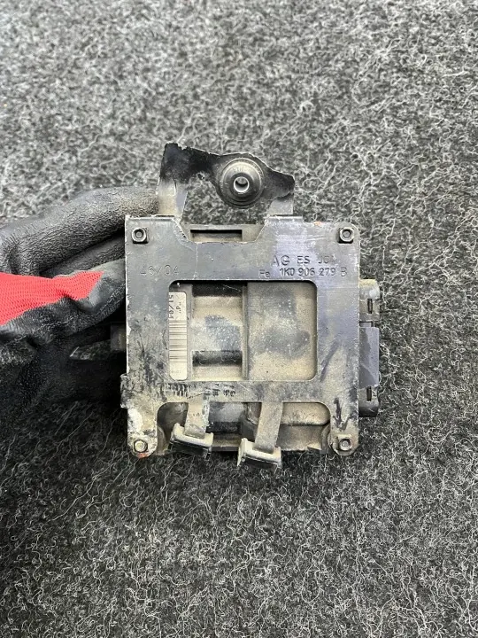 Skoda Octavia II solenoidklep OEM 6Q0906625 image 4