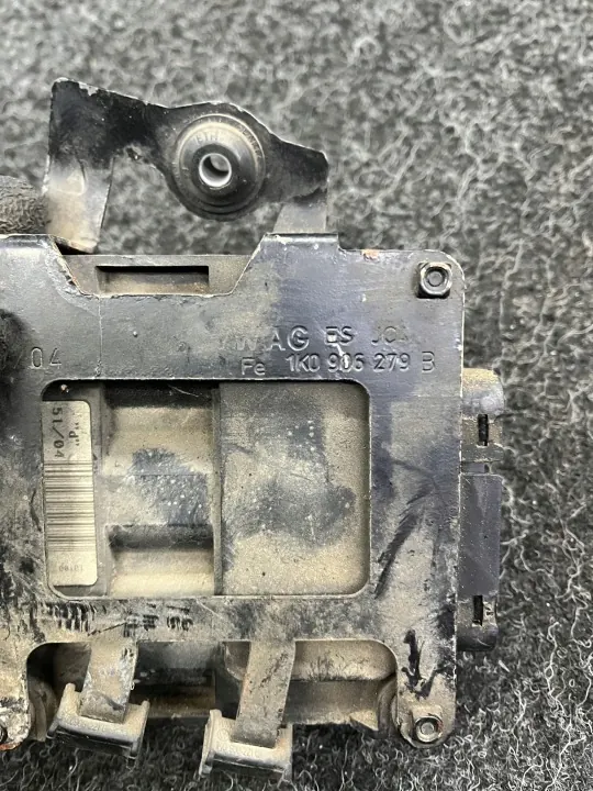Skoda Octavia II solenoidklep OEM 6Q0906625 image 5