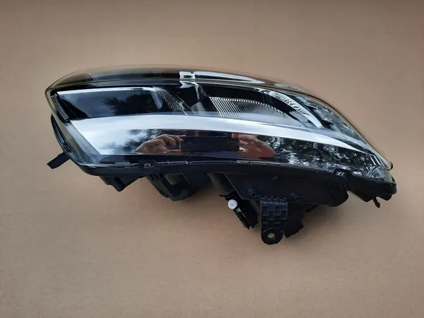 Oikea LED-ajovalot Dacia Logan Sandero II image 4