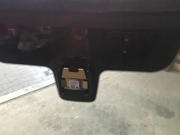 Pare-brise avant OEM RANGE ROVER SPORT II L494 13- image 9