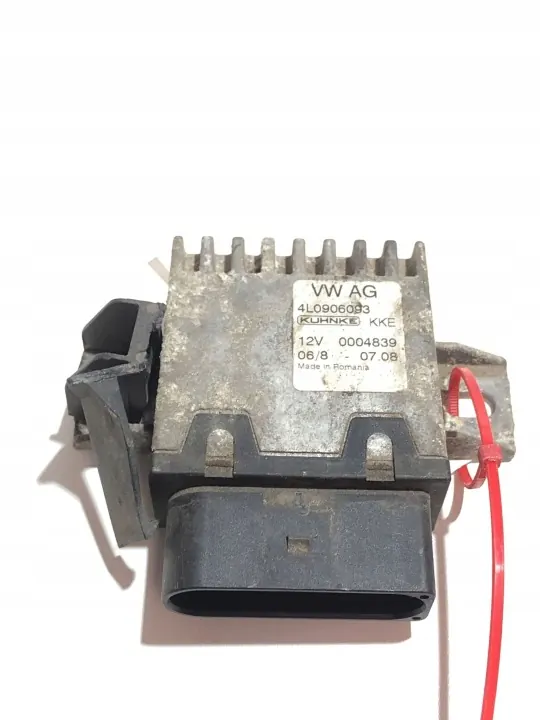 Audi Q7 4L ruiskutusohjain OEM 4L0906093 image 2