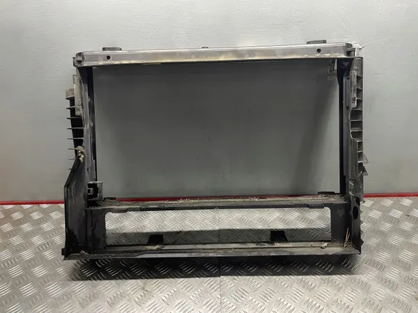Grelha do radiador OEM 66784441 para BMW E60 2.0D image 2