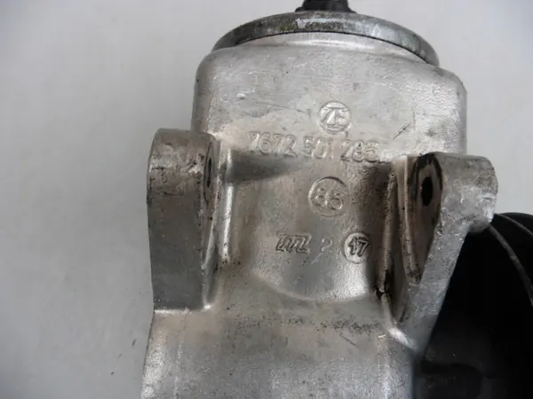 Pompe direction assistée Mercedes W126 OEM 1264601480 image 7