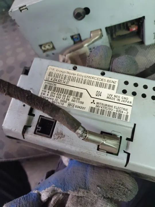 Mercedes-Benz OEM A2049007202 Autoradio - Gebruikt image 6