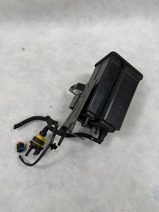 Suporte de filtro de carbono Renault Scenic IV 1.3 TCE image 1