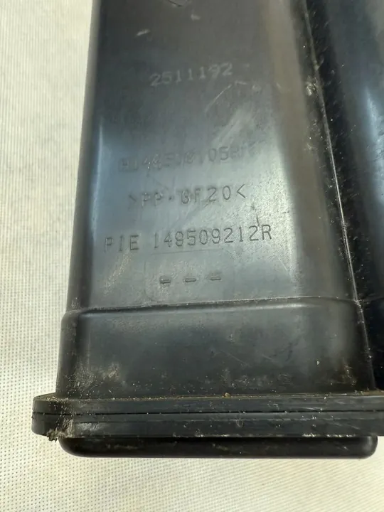 Suporte de filtro de carbono Renault Scenic IV 1.3 TCE image 2