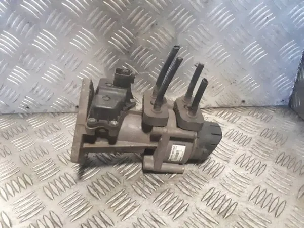 Scanian pääjarruventtiili OEM K000087 - Käytetty image 2