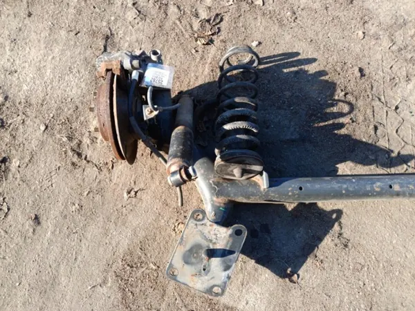 Ford Transit Connect MK2 Hinterachsschwinge OEM Wrakowisko-25782- image 3