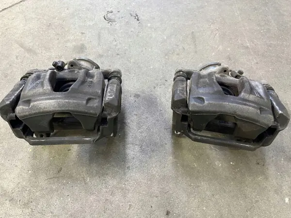 OEM Zaciskiq7tyl takajarrupuristin Audi A4 B9:lle image 2