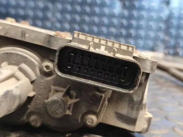 Sähköinen käsijarru Opel Astra J GTC OEM 13386364 image 5