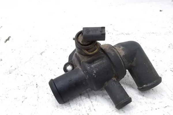 Carcasa de termostato SMART FORTWO COUPE 0.6L Gasolina image 4