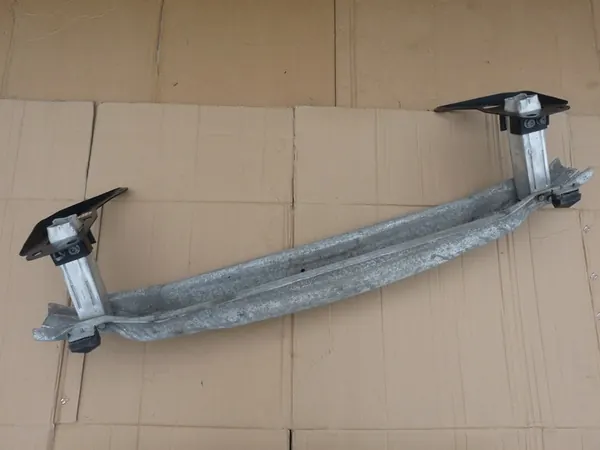 AUDI A6 C6 Etupuskuri Vahvistus 4F0807111E image 4