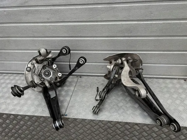 BMW X4 F98 Achterste Draagarm Links Rechts OEM 8092079 8092080 image 6