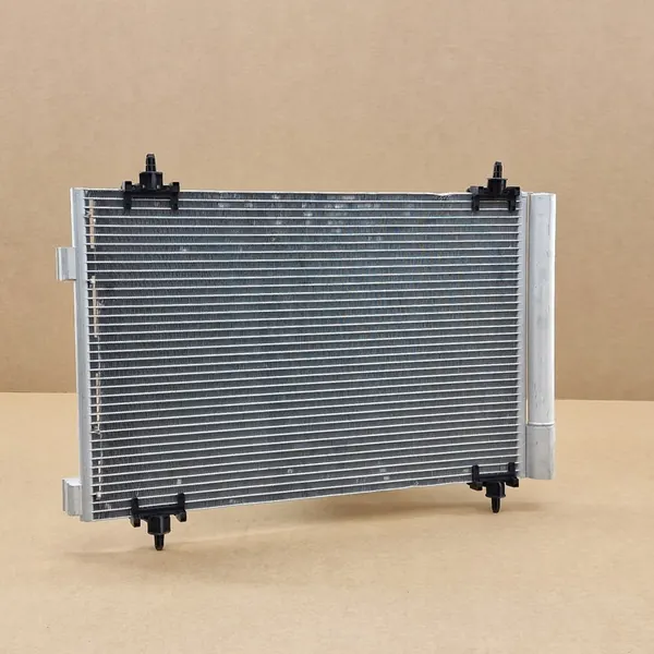 Ilmastointijäähdyttimen Raappa Berlingo C4 DS4 DS5 307 308 Partner 5008 image 2